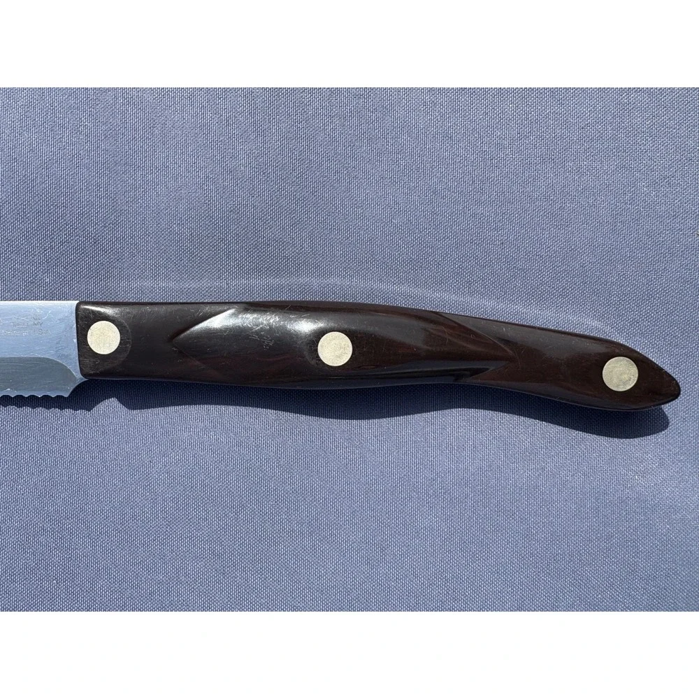 CUTCO 3721 KK Santoku Style Trimmer Serrated Knife Classic Brown Handle - Picture 2 of 5